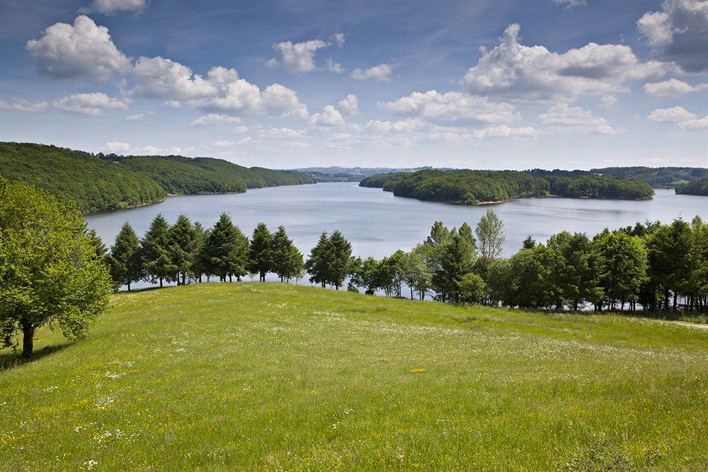 Hotel Du Lac Lacapelle-Viescamp Zewnętrze zdjęcie